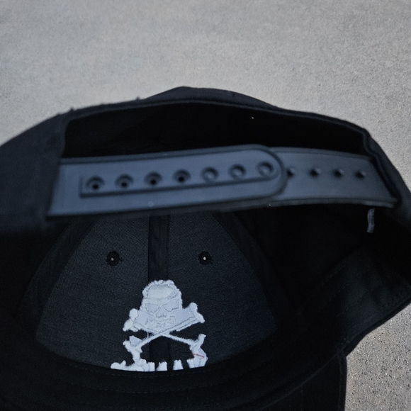 Vintage Vans Warped Tour '06 Skull & Bones Hat - Picture 6 of 7